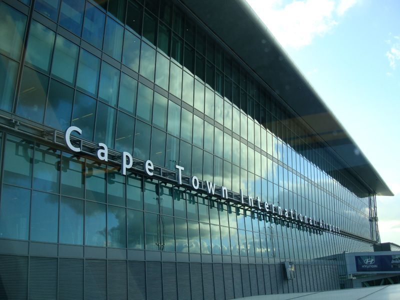 About Cape Town International Airport In Cape Flats   AAEAAQAAAAAAAAAAAAAAJDBhMjg4NjU4LTAyYTAtNGUwZi1iODE3LTcwMGVlNWNiMTljMQ