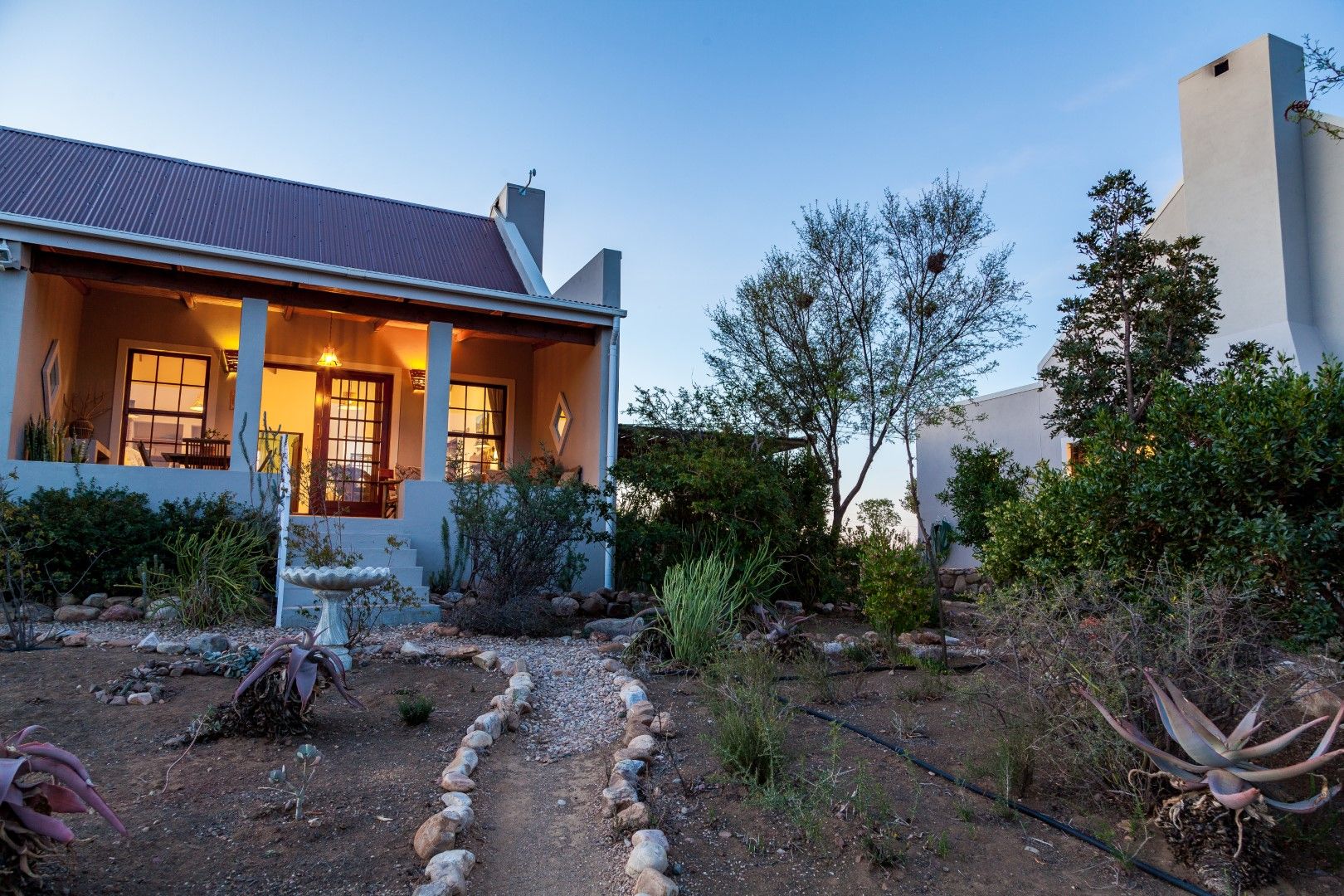 Karoo View Cottages | LekkeSlaap